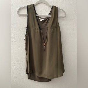 Sleeveless top